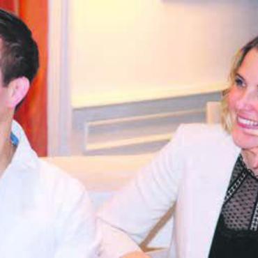 Vom Arzt genehmigt - Freiämter Traumpaar: Pascal Strebel mit Frau Jenny.