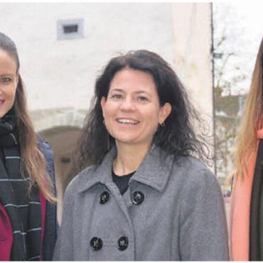 Mehr Sichtbarkeit und Koordination - Befassen sich mit dem Kultursekretariat: (v. l.) Maja Schelbert (Stadtschreiber-Stellvertreterin), Stadträtin Claudia Bamert und Yaël Kaiser (Projektmitarbeiterin Kultur).