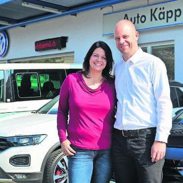 Weil es keinen Sinn mehr macht - Da war die Welt noch in Ordnung. Im Herbst 2017 haben Sibylle und Olivier Parvex-Käppeli die Führung der Auto Käppeli AG übernommen. Voller Optimismus. Inzwischen haben sich die Rahmenbedingungen so verändert, dass ein Weitermachen aus ihrer Sicht nur noch eine Belastung wäre. «Das ist nicht meine Idee von Unternehmertum», sagt der Geschäftsführer. Bild: Archiv