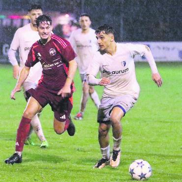 Es kann nur besser werden - Der FC Bremgarten und die U23 des FC Wohlen haben sich im direkten Duell 2:2 unentschieden getrennt. Ein Remis, das beiden Teams nicht viel gebracht hat. Bild: Archiv/jl
