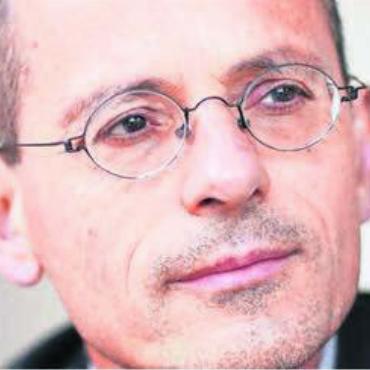 Er berührt einen schmerzhaften Nerv - Vincenzo Todisco präsentiert im Acli sein Buch «Das Eidechsenkind». Bild: zg