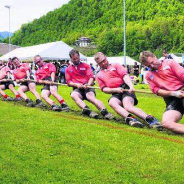 Sinser gehen leer aus - Das Männer-640-kg-Team erzog sich in Stans den 6. Rang. Bild: zg