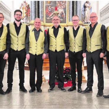 Männerchor in der Kirche Niederwil