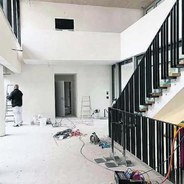 Endspurt im Chappelehof - Das Foyer mit einer behindertengerechten Toilette wird künftig vom Gastrobereich belebt.