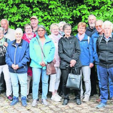 Die Umgebung erkundet - Die aufgestellte Reisegruppe erlebte eine wunderbare Woche und durfte viele Eindrücke mit nach Hause nehmen. Bild: zg