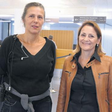 Das Spital in Zürcher Händen - Über sie kam es zum «Tatort» im Spital Muri – Regula Begert, Aufnahmeleiterin (links), und Claudia Penta, Leiterin Unternehmenskommunikation Spital Muri