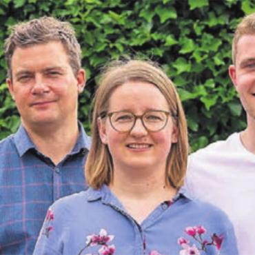 Mehr Grün in Aargauer Politik - Die Grossratskandidatinnen und -kandidaten der Grünen Bezirk Muri, von links: Grace Räber, Rita Müller, Michael Moos, Lea Küng, Corsin Stöckli, Nadine Schneider. Es fehlt Franz Weber. Bild: zg