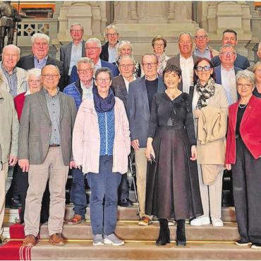 Im Zentrum der Macht - Das Freiämter Schattenkabinett tagte diesen Frühling im Bundeshaus – da durfte natürlich ein Gruppenbild nicht fehlen. Bild: zg