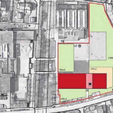Mit Fakten überzeugen - Das neue Schulhaus im Junkholz (rot) für neun Klassen (davon vier Kindergärten) und die Tagesstrukturen sind auf der jetzigen Fussballwiese geplant.