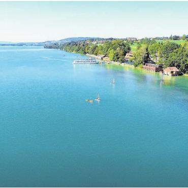 Totgesagte leben länger - Der Hallwilersee ist ein landschaftliches Aushängeschild des Kantons Aargau. Dass dies so bleibt, dafür sorgt unter anderem seit 40 Jahren die künstliche Belüftung des Wassers. Bilder: Seetal Tourismus / zg