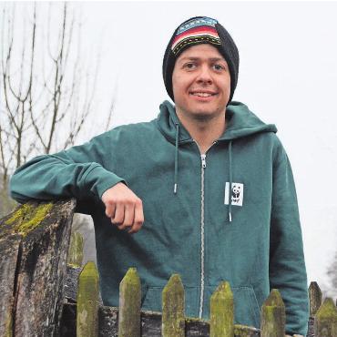 Endlich fühlt er sich wohl - Angekommen. Luca Lustenberger hat gelernt, mit Asperger-Autismus zu leben. Bild: Annemarie Keusch