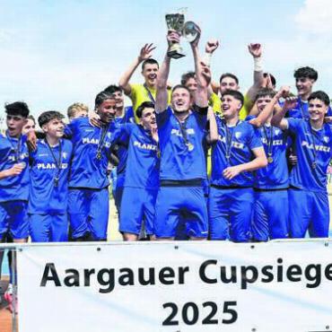 Jubel bei Wohlen und Mutschellen - Die A-Junioren des FC Wohlen gewannen im Freiämter Derby. Bilder: Alexander Wagner