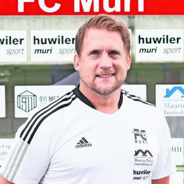 Das Herz immer in Muri - Wie alle Fotos von Spielern und Staff beim FC Muri, hat auch das Bild von Goalietrainer Björn Scheuber seine Frau Rahel gemacht. Bild: rahelscheuber.ch