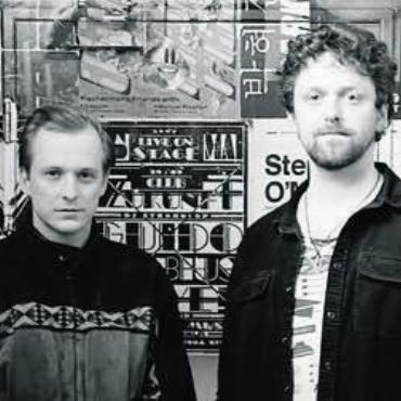 Dahin zurück, wo alles begann - Das «Train Blues Duo» mit dem Wohler Schlagzeuger Nicolas Struchen (rechts) eröffnet den Abend.