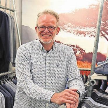 «Ich muss die Ware anfassen können» - Roger Waeber ist modeaffin. Bild: vaw