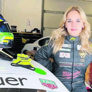 Meilenstein für Lüscher - Ekaterina Lüscher macht einen wichtigen Schritt in der Welt des Motorsports. Bild: zg