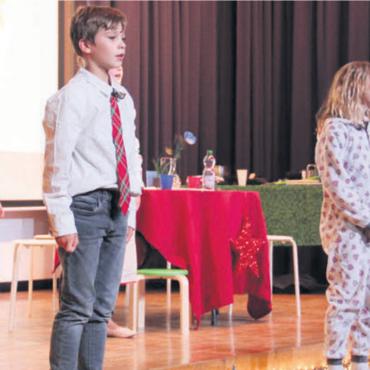 Volle Punktzahl - Musical-Camp: Wenn Gedanken von motivierten Kids einen Weg auf die Bühne finden ...