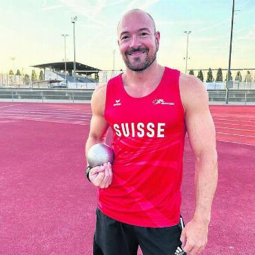Eine Legende, die kaum altert - Ein Schrank, ein Modellathlet und mehrfacher Senioren-Europameister. Roger Strasser ist 51 Jahre alt und denkt nicht ans Aufhören. Bild: spr