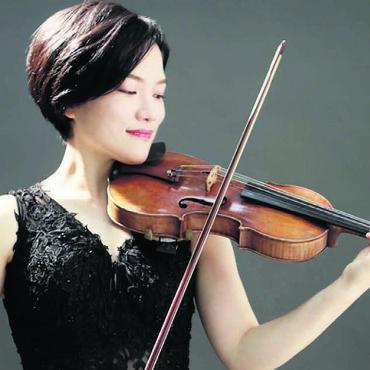 Majestätisches Musikvergnügen - Von der Arosa-Streicher-Academy nach Boswil: Mayu Tokuda. Bild: zg