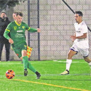 Derby nach Stotterstart - Letzte Saison konnte sich Wohlens U23 (Maurizio de Icco, rechts) zu Hause gegen Jannik Beha und den FC Mutschellen mit 2:1 durchsetzen. Gibt es eine Revanche?
Bild: Archiv/jl