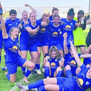 Aufstieg mit Nebengeräuschen - Spielen nächste Saison in der 2. Liga: Die Frauen des FC Wohlen. Bild: zg
