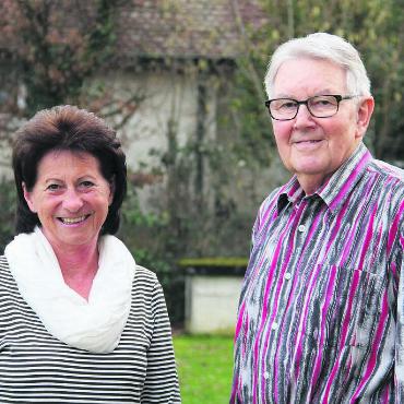 Bereicherung im Alter - Verena Schwegler und Hans Meier sind mit viel Begeisterung Erwachsenensportleiter der Pro Senectute. Meier möchte in Zukunft nur noch als Teilnehmer und nicht mehr als Leiter mitfahren. Bild: Monica Rast