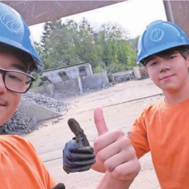 «Berufe Wohlen +» feiert Jubiläum - Haben von «Berufe Wohlen  » profitiert: Giuseppe Ingletto (rechts) und Daniel Zecca (links). Bild: zg