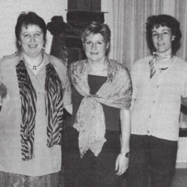 Lieber nicht Ausschlafen - Der gegenwärtige Vorstand der Frauengemeinschaft Niederwil-Nesselnbach (von links): Doris Rohrer (Aktuarin), Therese Schmutz (Beisitzerin), Judith Hufschmid (Präsidentin), Helene Keller (Kassierin) und Carole Hufschmid (Beisitzerin). Bild: Archiv