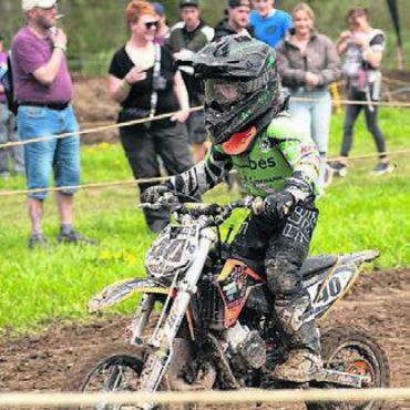 Endlich wieder Motorenparty - Die Kleinsten auf der Strecke.