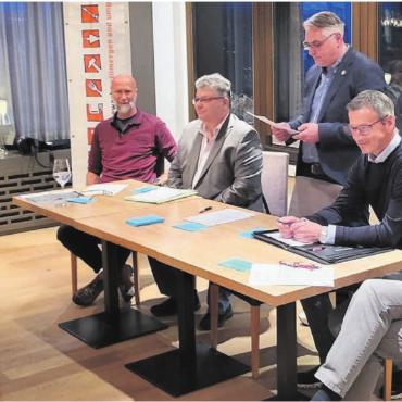 Zwischen Tradition und Zukunft - Der Vorstand mit Präsident André Hoffmann blickt Richtung 100-Jahr-Jubiläum. Bilder: str