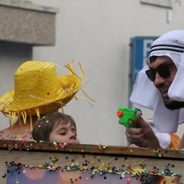Fasnachtsumzug in Wohlen zieht 18 000 Menschen an