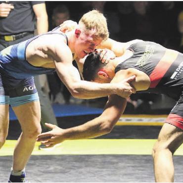 Starkes Sportjahr, enges Rennen - Nino Leutert (links) war der Freiämter Ringer mit der besten Bilanz in der Mannschaftsmeisterschaft und gewann Bronze an der Militär-WM. Bilder: Freshfocus, Josip Lasic