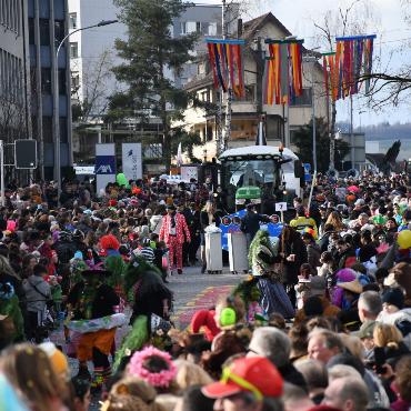 Fasnachtsumzug in Wohlen zieht 18 000 Menschen an