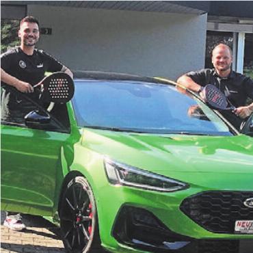 Eine dynamische Partnerschaft - V. l.: Goran Karanovic (Padel & Sports), Claudio Geissmann (Auto Kunz).