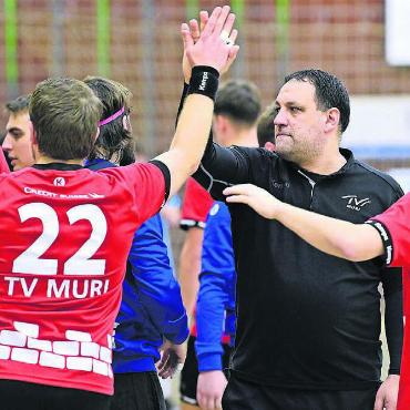 Ein Traum, der keiner ist - Im Höhenflug: Der TV Muri und Trainer Mimmo Di Simone haben aktuell viele Gründe, sich abzuklatschen. Bilder: awa/zg