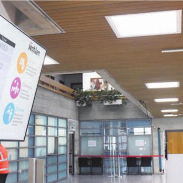 Unbedingt Synergien nutzen - Das Wohler Gemeindehaus soll 2025 vom Asbest befreit werden. Bild: Archiv/dm