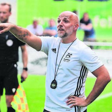 Trainer fordert: «Vier Spiele, vier Siege» - Er glaubt felsenfest an eine Wende zum Guten: Trainer Luca Ferricchio. Bild: spr/Archiv