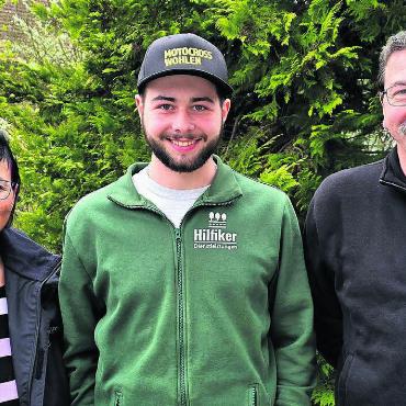 Die Jungen ziehen nach - Ob OK-Präsident, Bauchef oder als Präsidentin des Vereins: Die Familie Hilfiker packt am Motocross Wohlen tatkräftig an. Von links: Gisela, Mathias und Ueli.