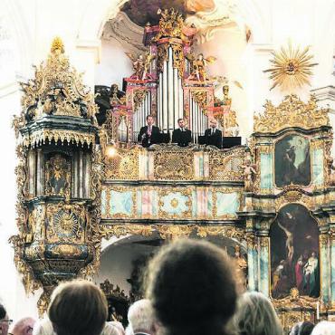 Habsburgische Krönungsmusik - In der Klosterkirche klingt es wieder – am 25. Mai gar von vier Emporen. Bild: zg