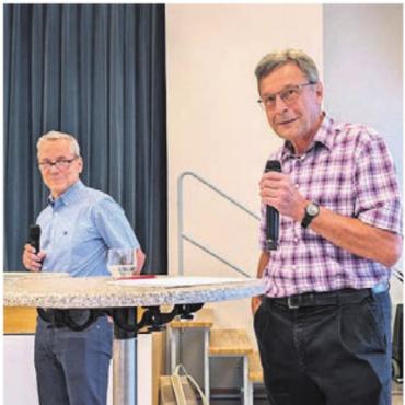 «Drei für den Stadtrat» - Harald Ronge und Pius With (v. l.) führten umsichtig und mit der gebotenen Zurückhaltung durch den Abend.