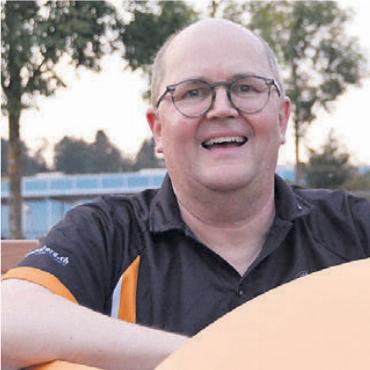 «Treue Seelen und gute Aufpasser zugleich» - Stefan Graber engagiert sich stark im Unihockeyclub Mutschellen. Bild: Archiv