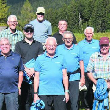 Im Kanton Graubünden - Eine abwechslungsreiche und schöne Vereinsreise: Die Männerturner aus Waltenschwil genossen zwei tolle Tage. Bild: zg