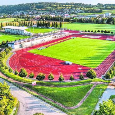 Gemeinsam wachsen und feiern - Eine Neuheit: Im Leichtathletikstadion werden die Company Games über die Bühne gehen. Bild: zg