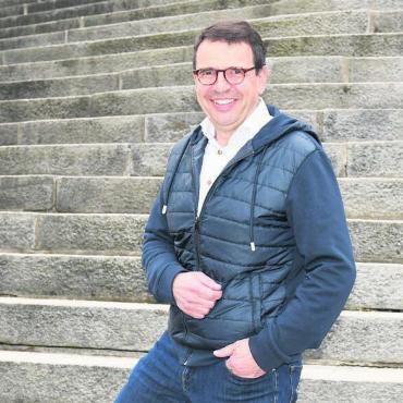 «Danke Wohlen. Danke Freiamt» - Weiterhin im Nationalrat vertreten: Matthias Jauslin wird in Bundesbern die nächsten vier Jahre intensiv mitarbeiten – wie immer mit Herz und Verstand. Bild: Daniel Marti