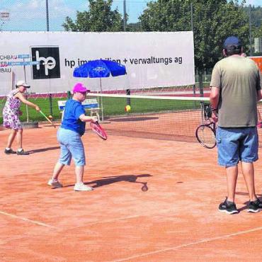 Tennisluft geschnuppert - Der Besuch der Integra ist aus dem Jahresprogramm nicht mehr wegzudenken.