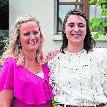 «Mein absoluter Traumberuf» - Zwei Frauen, die sich verstehen: Präsidentin Christine Bächer (links) und Trauerbegleiterin Katharina Keel. Bild: Monica Rast