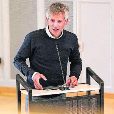 Ob die Gelder gefunden werden? - Matthias Angst (Grünliberale) vertrat die Idee von der Einnahmenkommission. Logischerweise nimmt er auch Einsitz in der Spezialkommission.