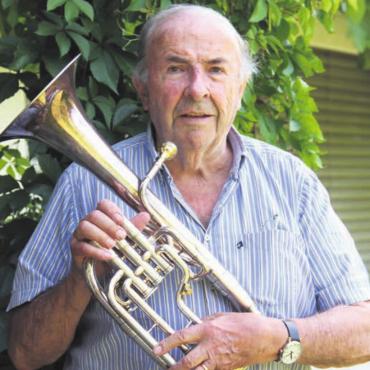 Mit und für die Musik leben - In der Bezirksschule lernte Otto Sorg Trompete. Vor rund 20 Jahren ist er auf das S-Horn umgestiegen und ist auch nach 70 Jahren immer noch aktiv in der Musikgesellschaft Villmergen. Bilder: Monica Rast / Archiv