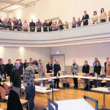«Man muss halt reden miteinander» - Wegweisende Momente prägen den Einwohnerrat: wie beispielsweise alle vier Jahre die Vereidigung, das Bild zeigt jene aus dem Jahr 2010. Bild: Archiv