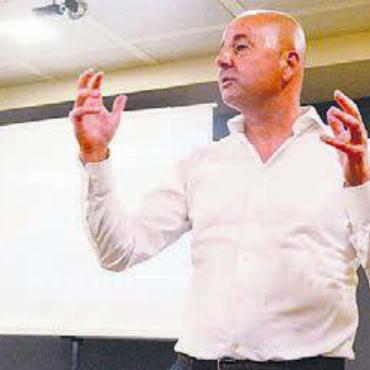 Der Lebensnerv des Landes - Kopf der Planzer AG: Nils Planzer. Bild: chh
